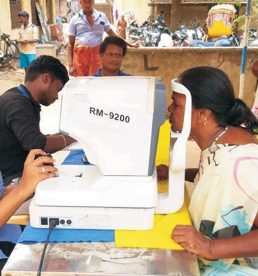 A free medical camp organised by Karunai Ullangal Trust